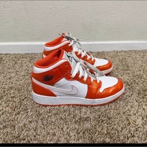 Air Jordan 1 SE Mid electro Orange and White High-Top Nike Sneakers